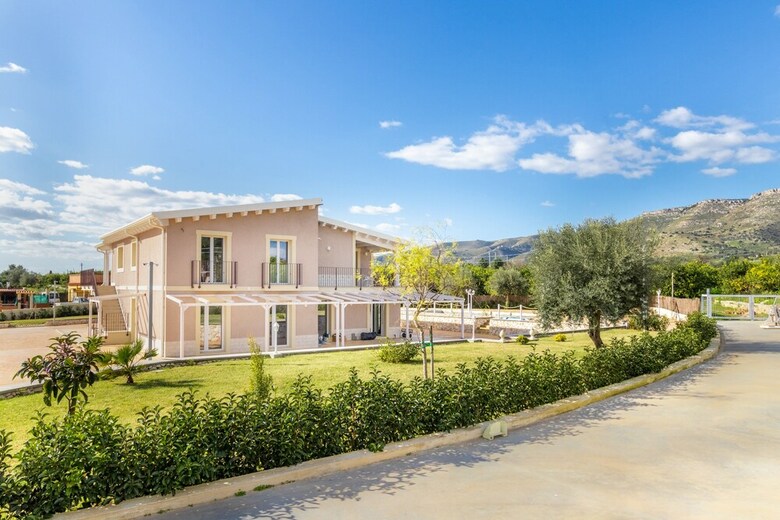 Bed & Breakfast Tramonto Ibleo Resort