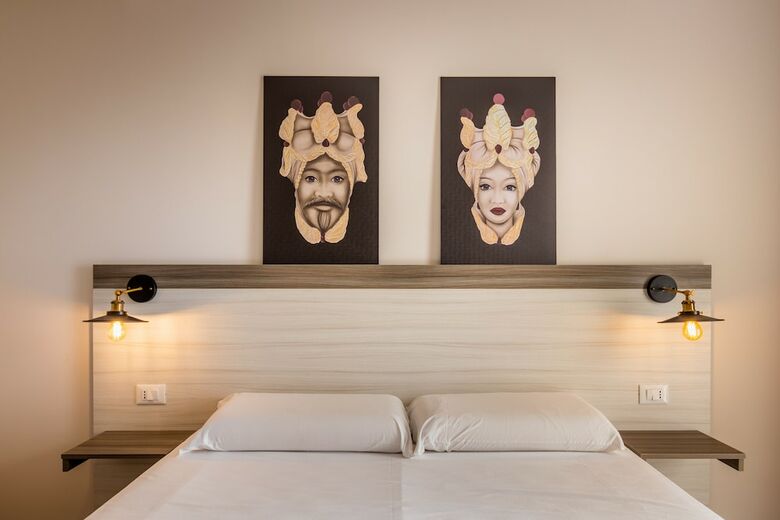 Bed & Breakfast Tramonto Ibleo Resort