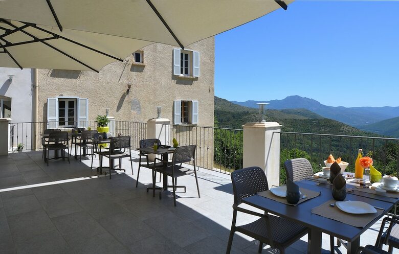 Hotel H�tel U Frascone
