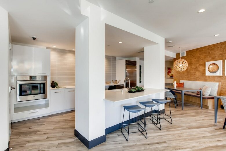 Mission Bay Apartments By Barsala