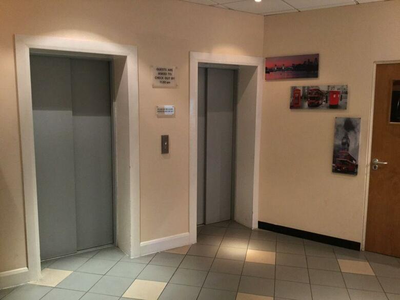 Waterloo Hub Hotel & Suites