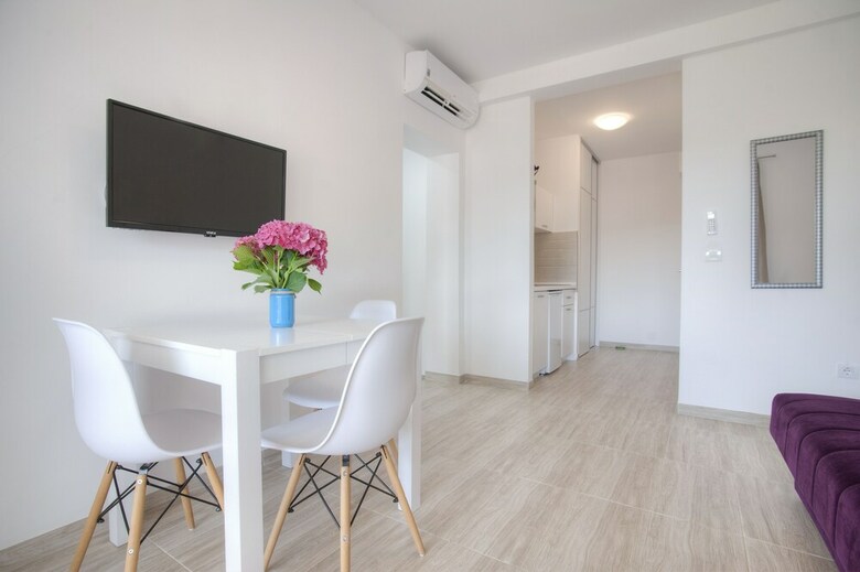 Apartamentos Guest House Djonovic