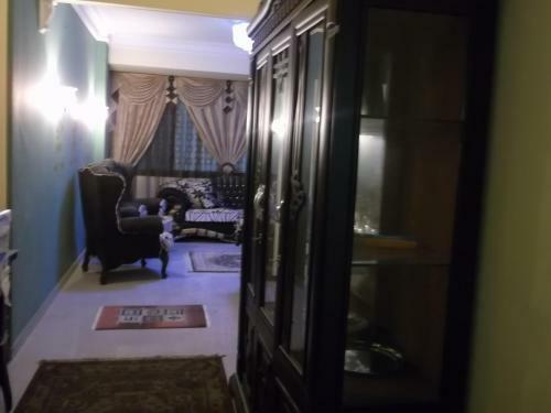 Furnished Apartment El-maali Street Roxy