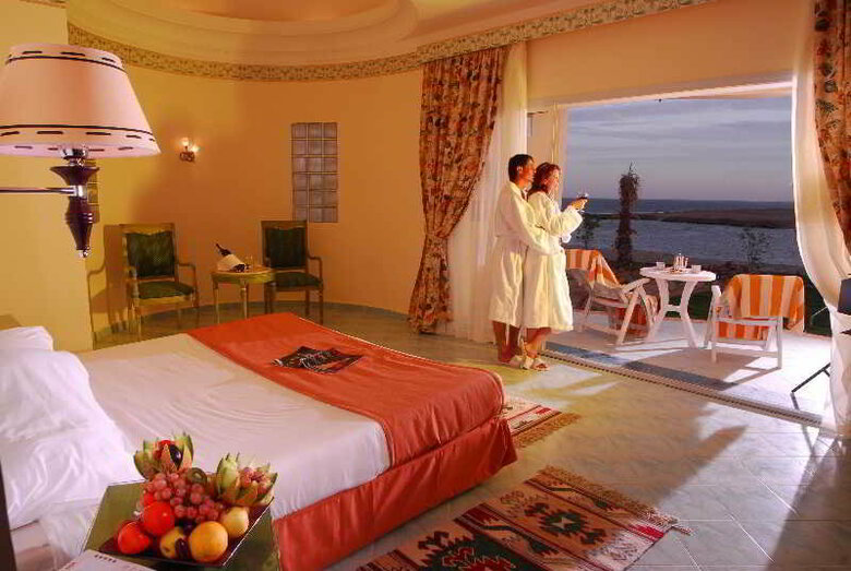 Al Nabila Grand Bay Makadi Hotel & Resort