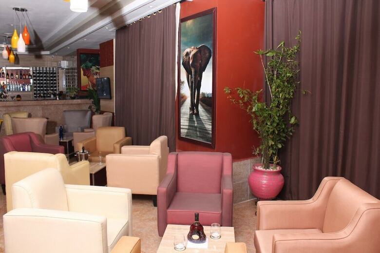 de Santiago Milan Hotel And Suites