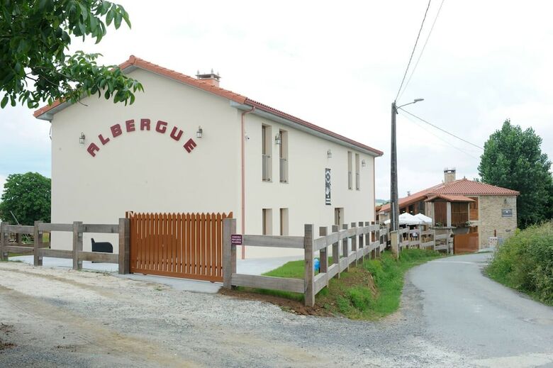 Hostal Albergue El Aleman