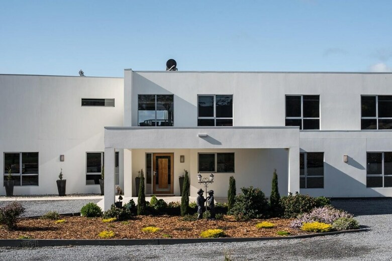 Paradise Point - Tamar Valley Residence With Pool