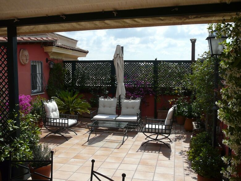 Hotel B & B Li Rioni