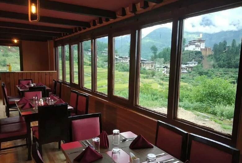 Hotel Resort At Paro Drukgyel