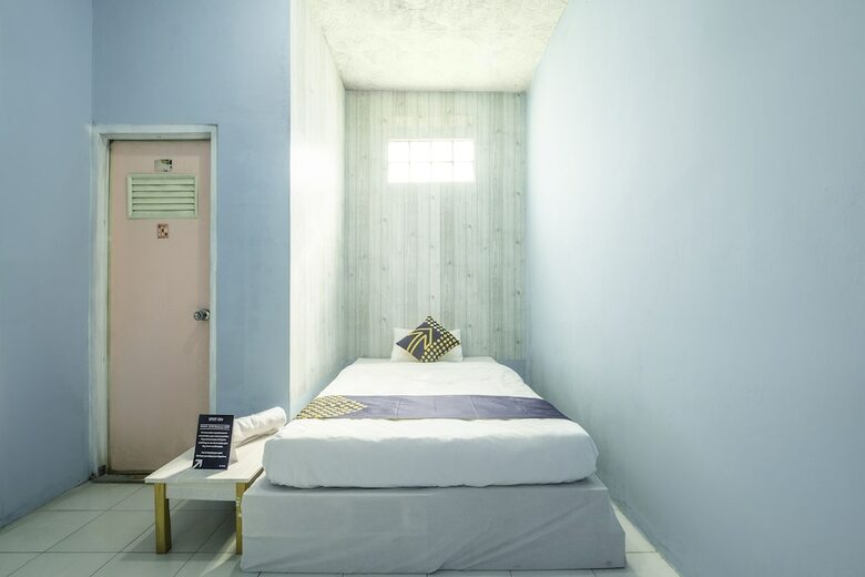 Hostal Spot On 2384 Pondok Nabil