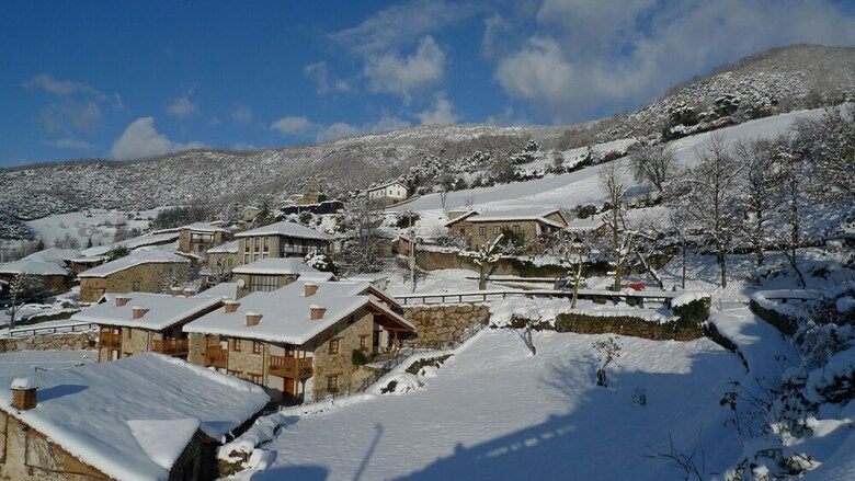 Agroturismo Viviendas Rurales Los Llares