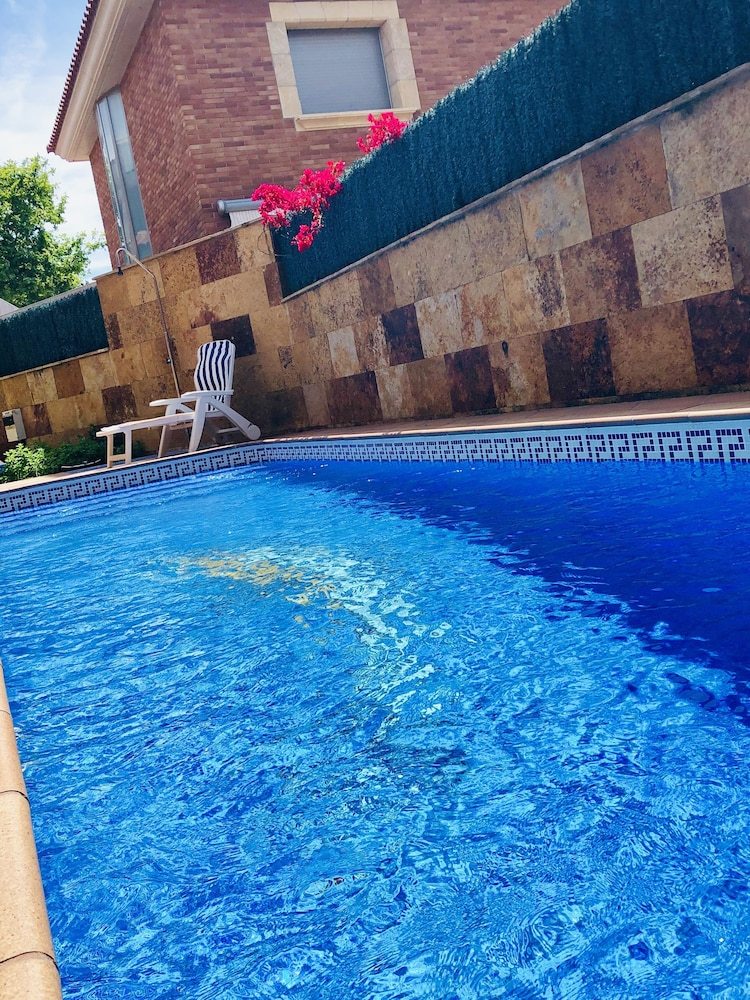 Chalet Con Piscina Privada
