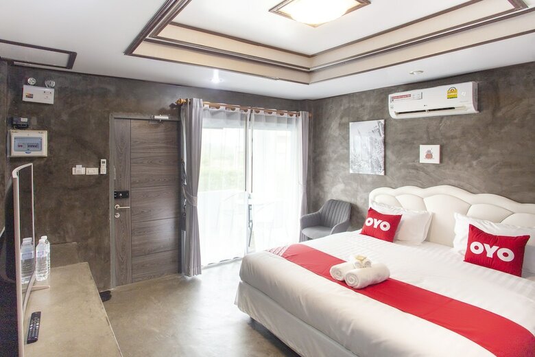 Hotel Oyo 659 Loft House Homestay