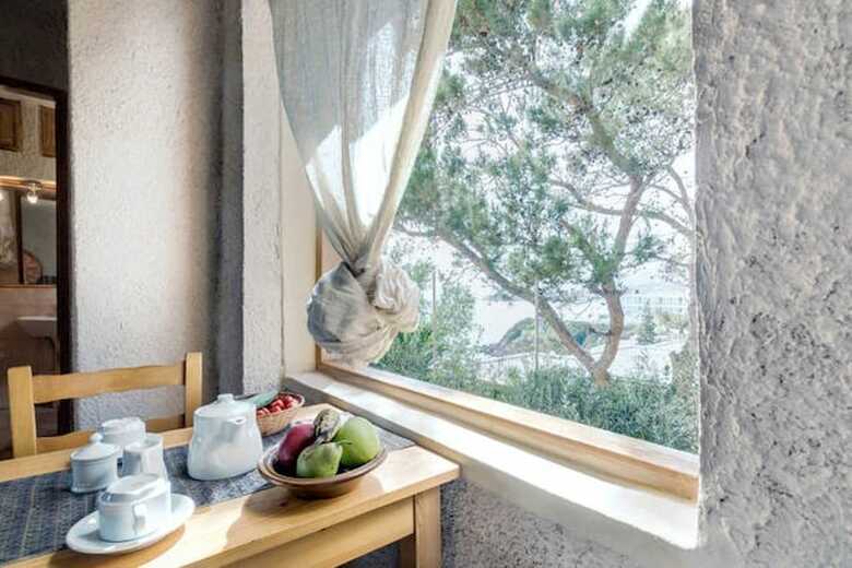 Hotel Mesodokia Homes