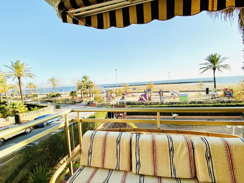 Apartamentos Piso Cunit Playa