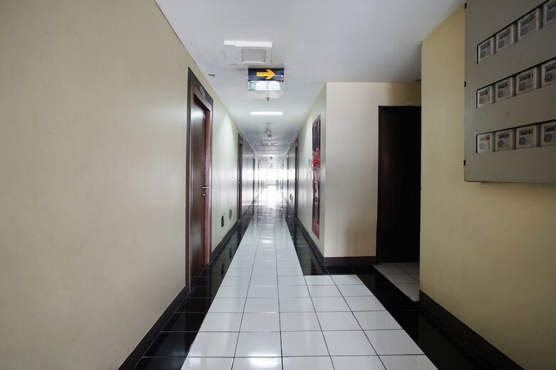 Hotel 7 Point At Gateway Cicadas