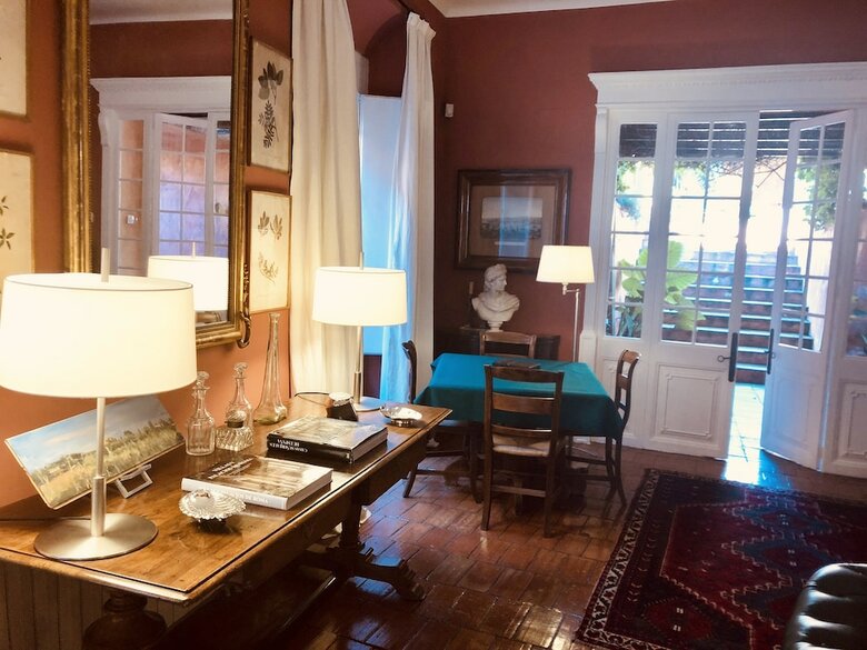 Casa Historica Al Lado Del Mar