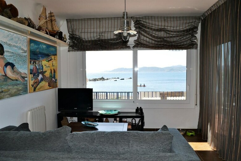 Apartamento Cap Ras 3