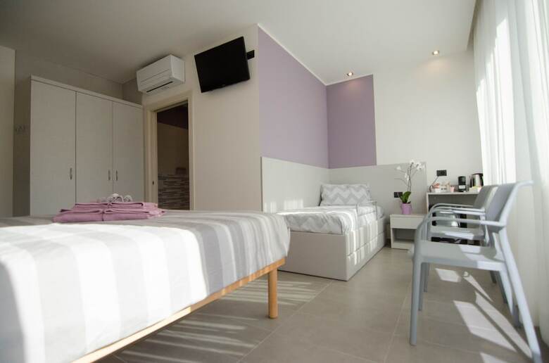 Hotel Varese Comfort Room