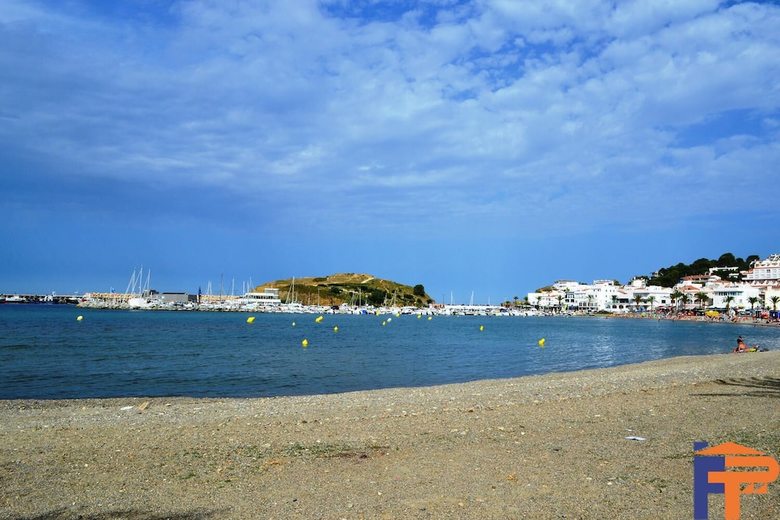 Apartamento Port Monturiol 9