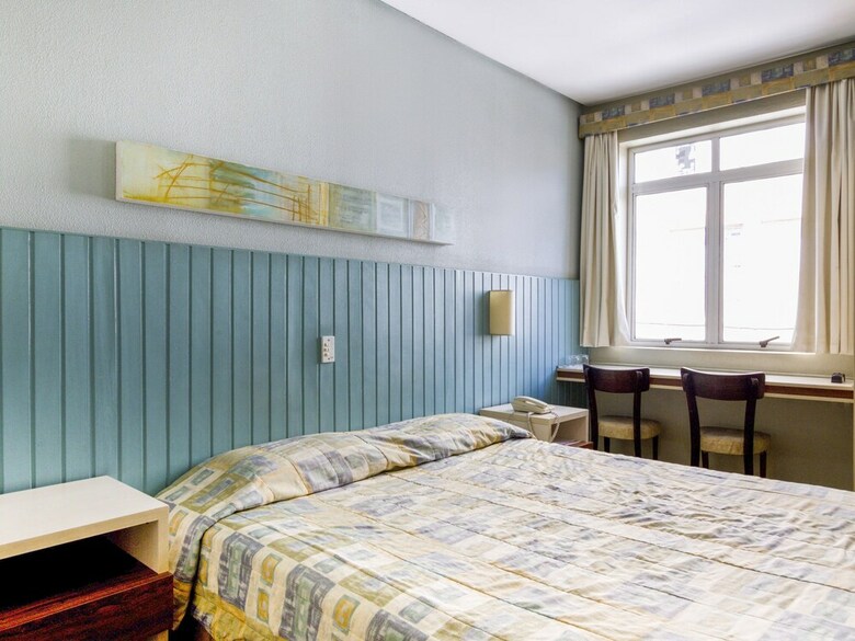 Oyo Hotel Pax Express