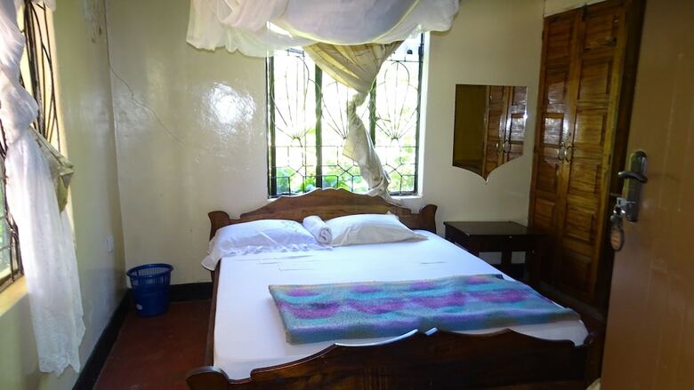 Bed & Breakfast Fahari Africa
