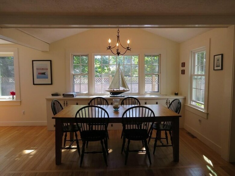 46 Fairview Drive South - Three Bedroom House