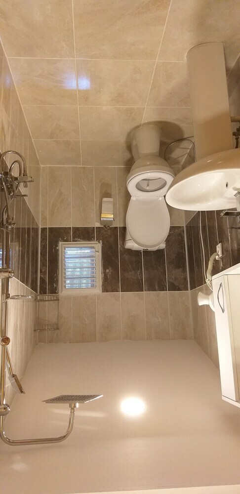 Kurtar Suites 2