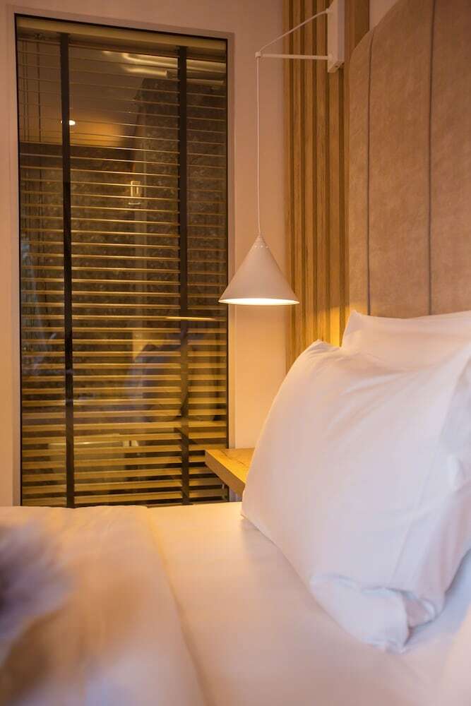 Adryades Luxury Apartments