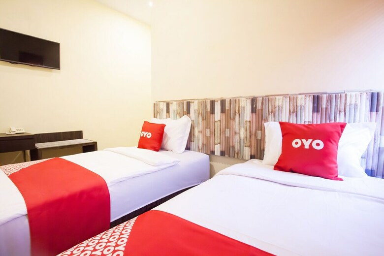 Oyo 2361 Hotel Winston