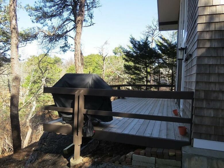 44 Ethelma Drive - Two Bedroom House