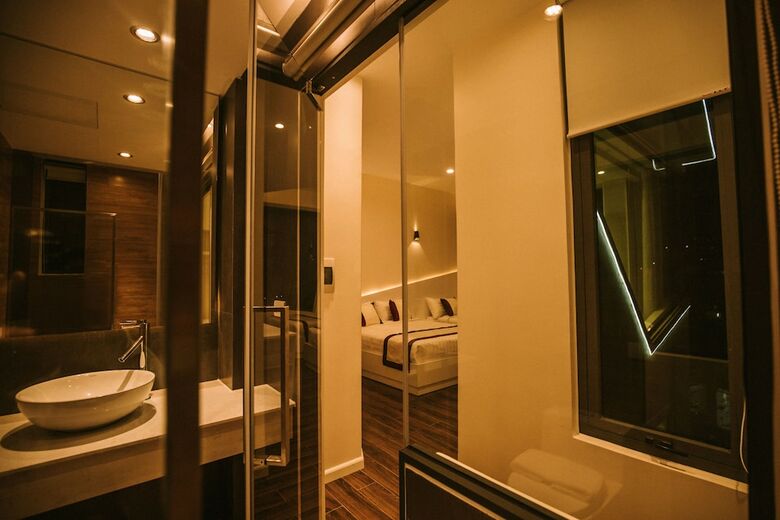 Hotel Redpine Condotel