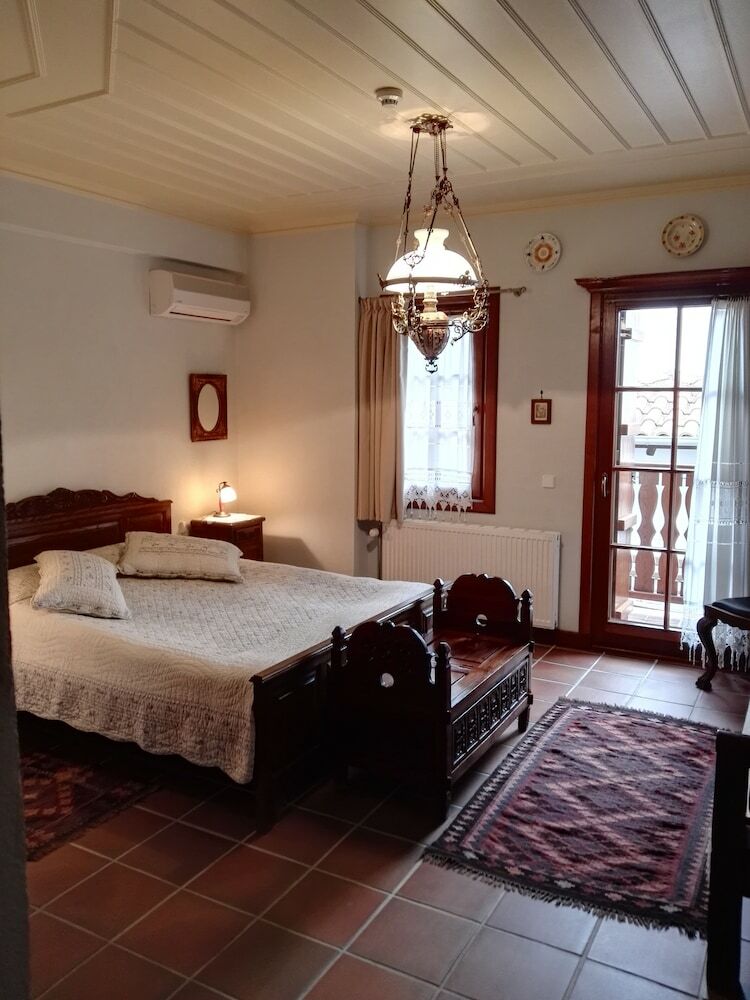 Hotel Viraggas