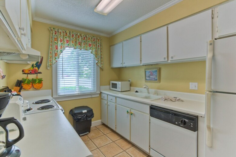 Ocean Walk Three Bedrooms By Hodnett Cooper