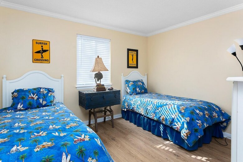 Ocean Walk Three Bedrooms By Hodnett Cooper