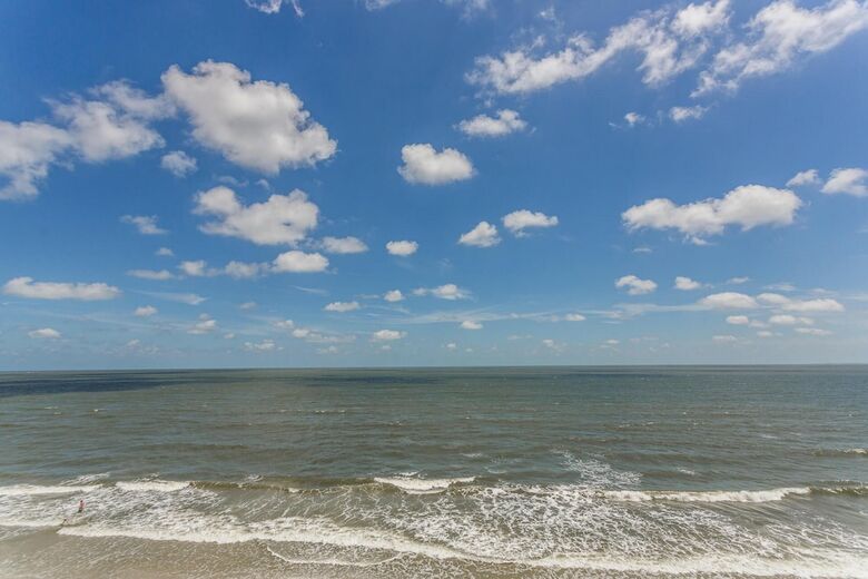 Ocean Walk By Hodnett Cooper