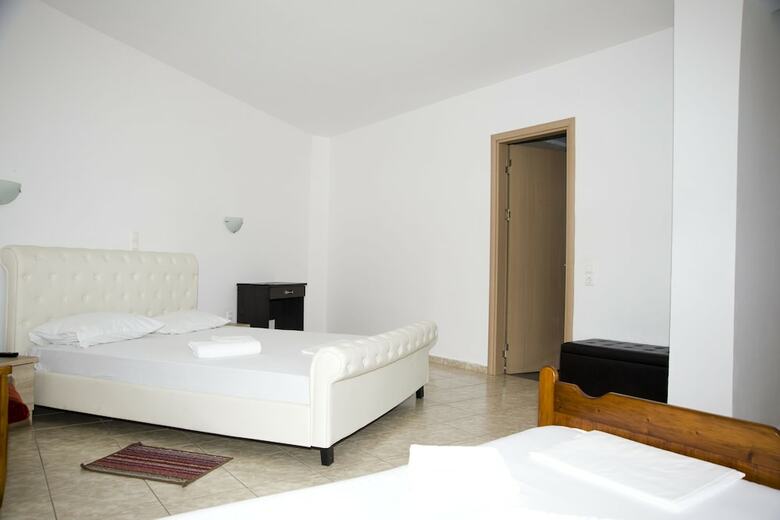 Hotel Pyrgos Sofokleous