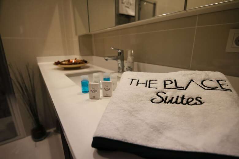 Hotel The Place Suites Ata?ehir