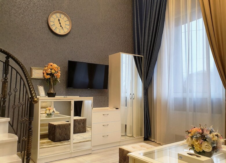 Tesoro Hotel