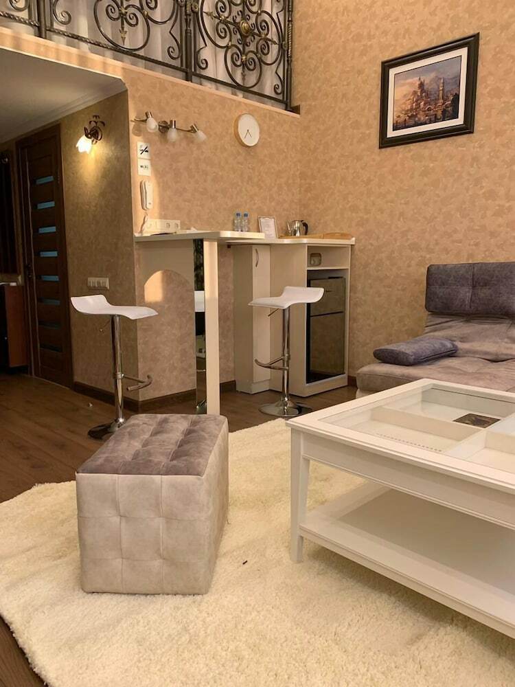 Tesoro Hotel