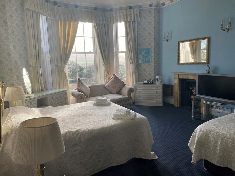 Baskerville Hall Hotel