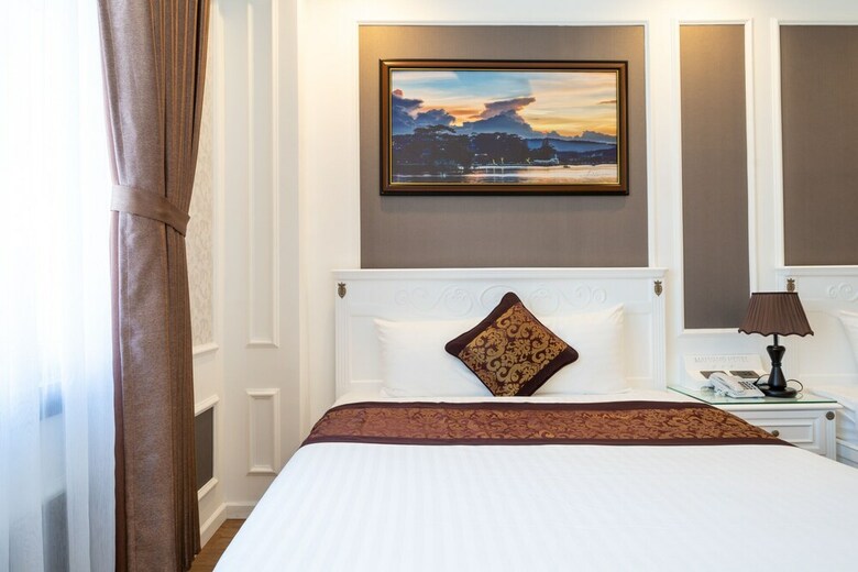 Mai Vang II Hotel