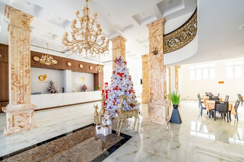 Mai Vang II Hotel