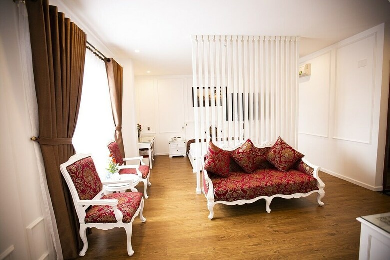 Mai Vang II Hotel