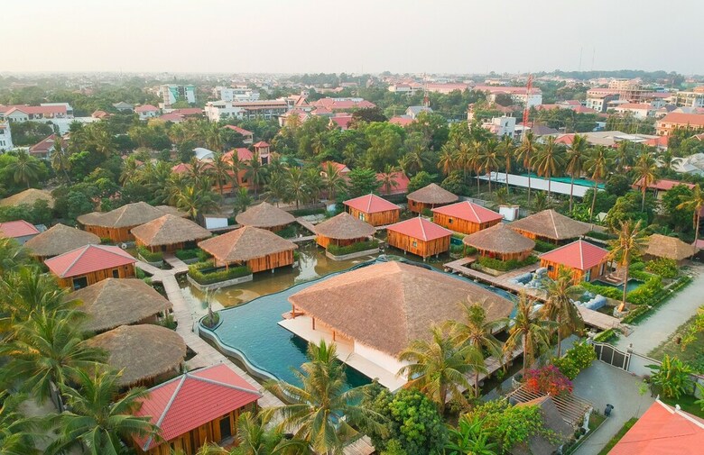 Hotel Floating Khmer Village Resort