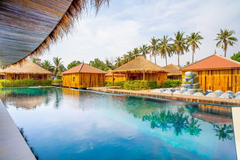 Hotel Floating Khmer Village Resort