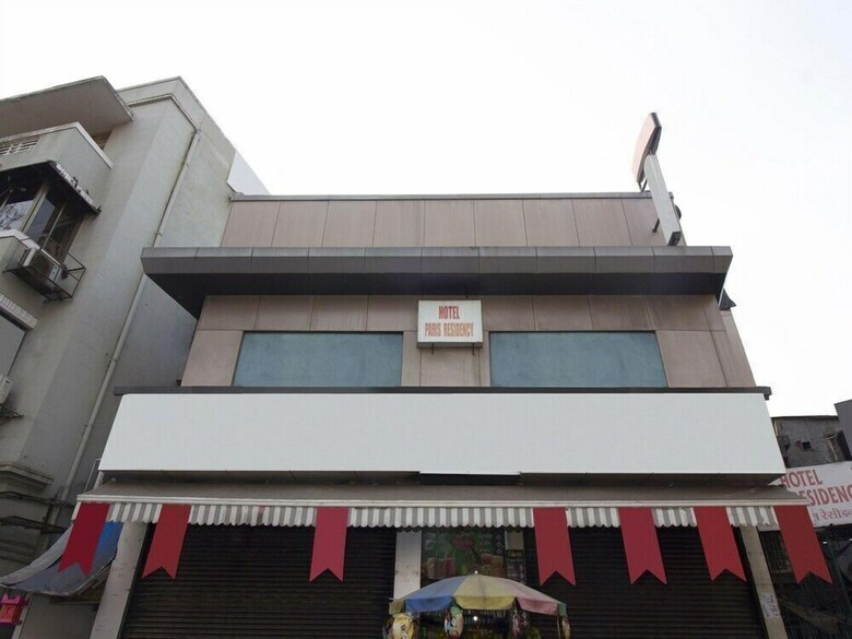 Hotel Paris Residency