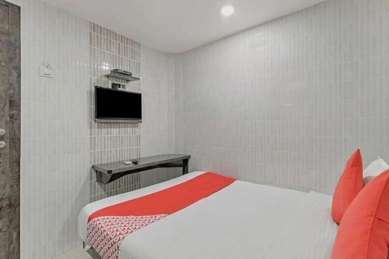 Hotel Paris Residency
