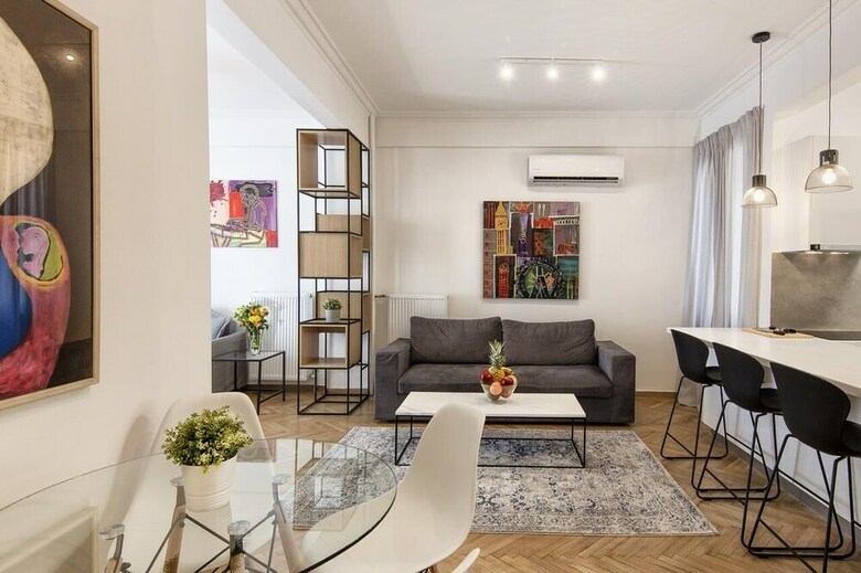 Kolonaki Square Executive Apartment