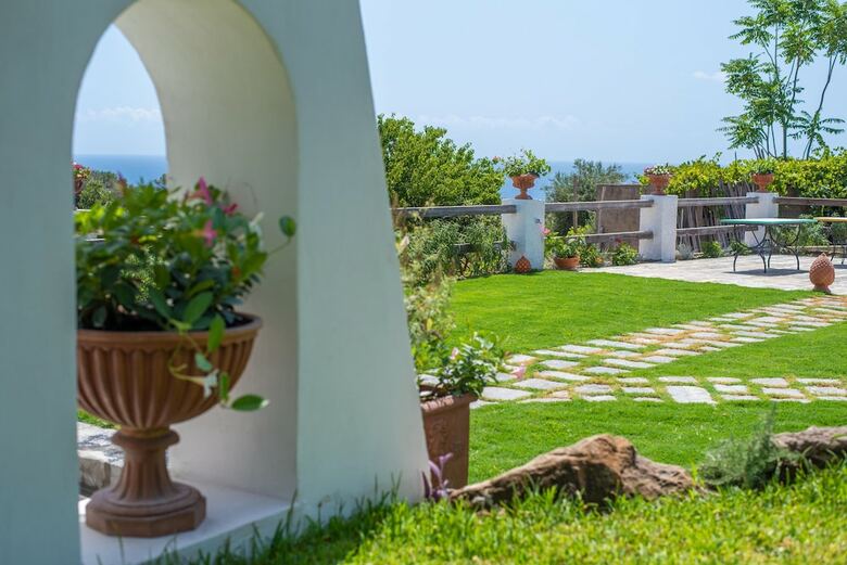 Bed & Breakfast Sorgeto Garden
